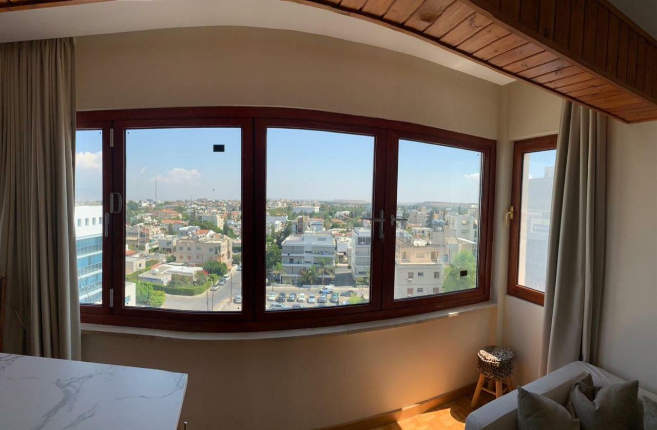 Modern 2 Bed Room Large Apartment Nikosia Eksteriør bilde